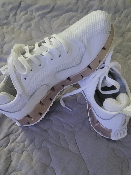 Reebok Shoes - Reebok Women’s Training Shoes White/Rose Gold Size 8